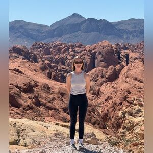 Meet your Posher, Natalie